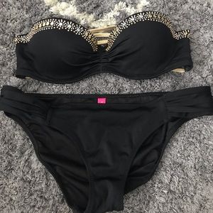 Victoria’s Secret back bikini